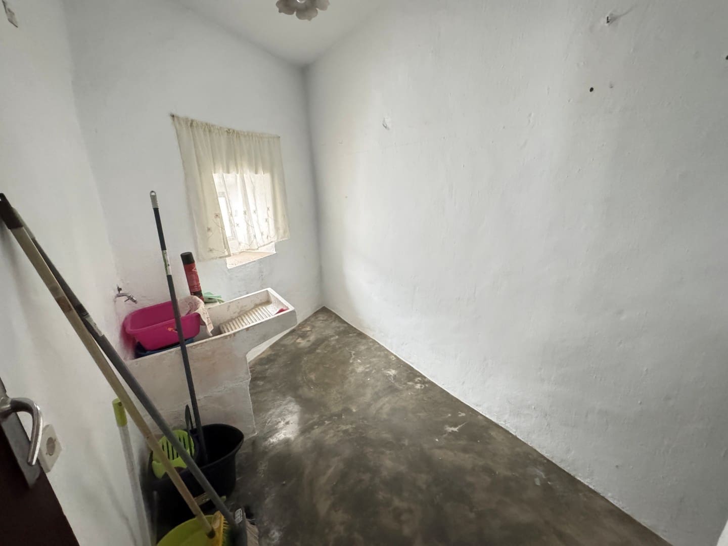 4 bedroom Townhouse for sale in Competa - € 170,000 (Ref: 8957001)