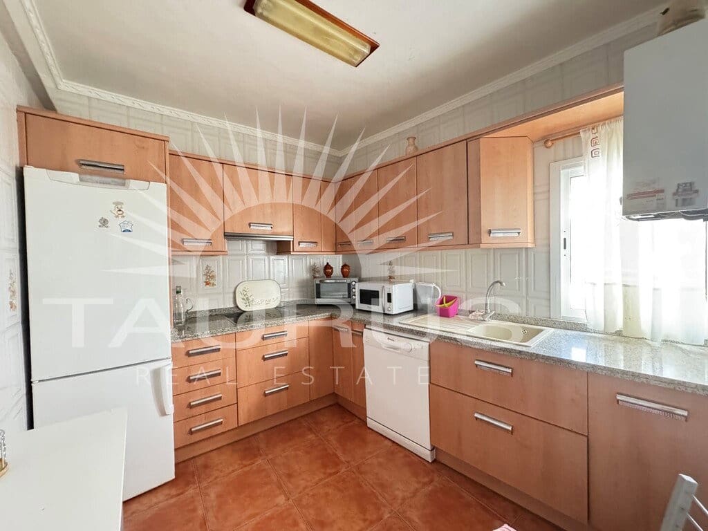 4 bedroom Townhouse for sale in Competa - € 170,000 (Ref: 8957001)