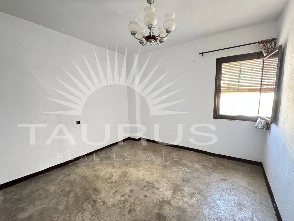 4 bedroom Townhouse for sale in Competa - € 170,000 (Ref: 8957001)