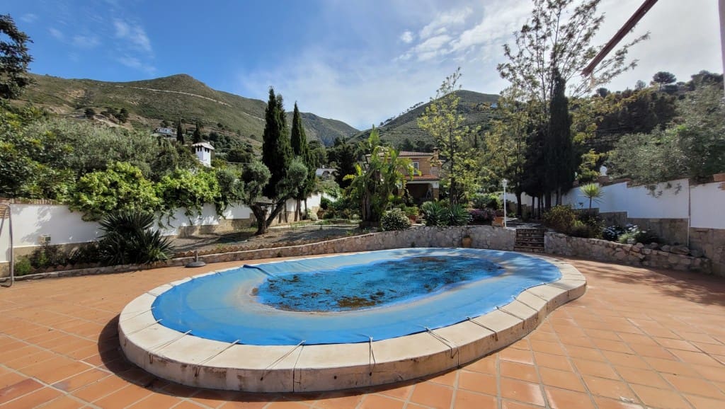 4 Zimmer Haus zu verkaufen in Competa mit Pool Garage - 599.000 € (Ref: 8970550)