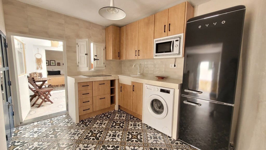 3 bedroom Townhouse for sale in Sayalonga - € 139,000 (Ref: 8988677)