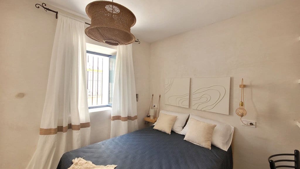 3 bedroom Townhouse for sale in Sayalonga - € 139,000 (Ref: 8988677)