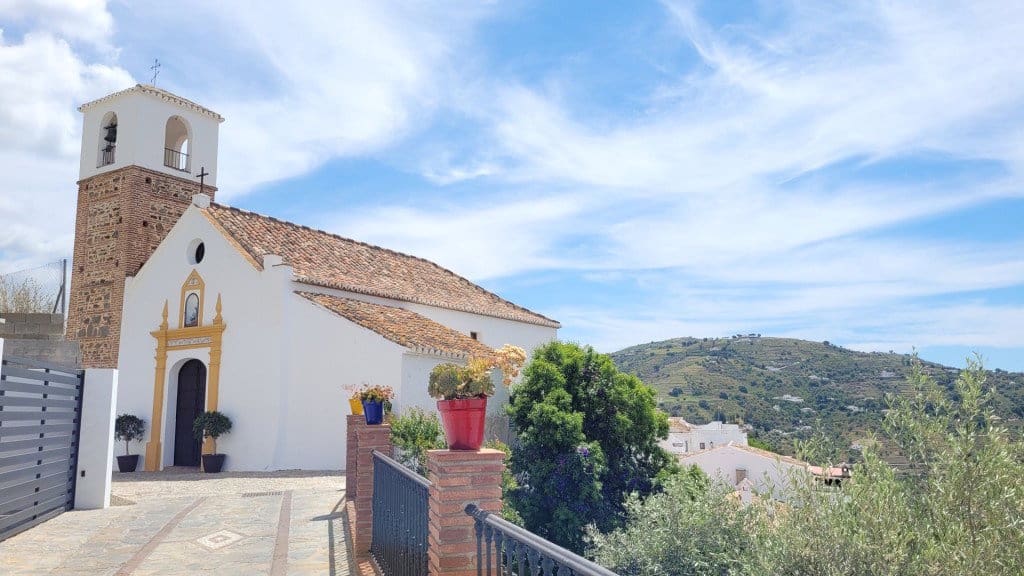 3 bedroom Townhouse for sale in Sayalonga - € 139,000 (Ref: 8988677)