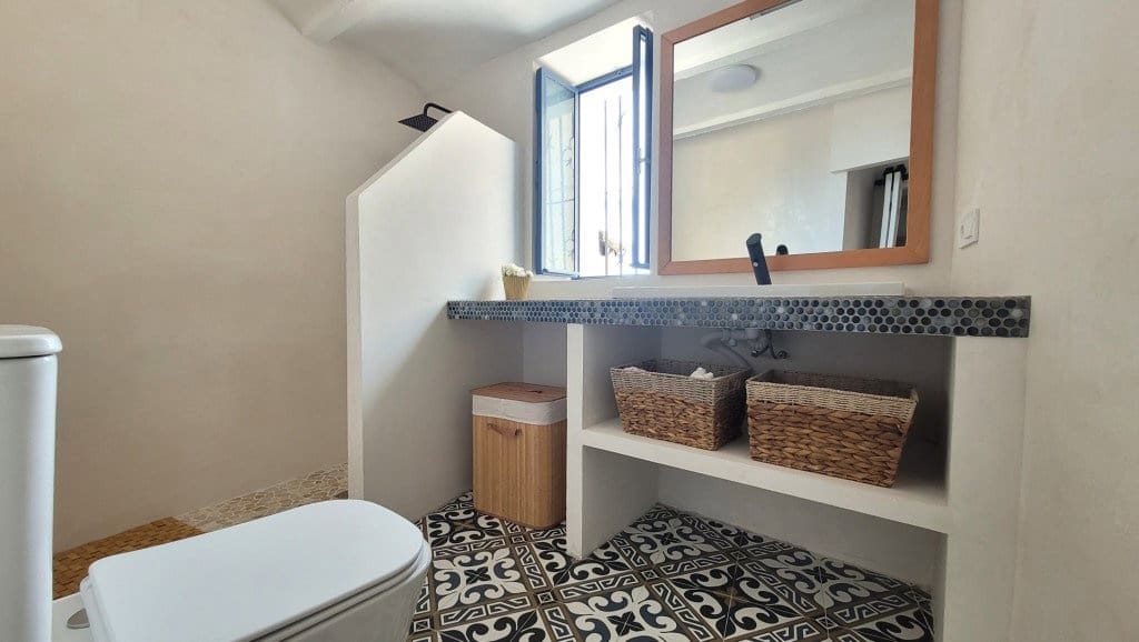 3 bedroom Townhouse for sale in Sayalonga - € 139,000 (Ref: 8988677)