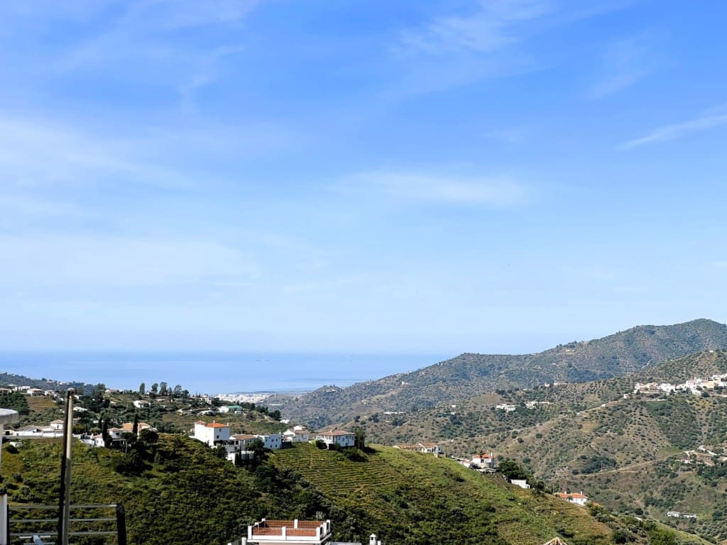 3 soveværelse Byhus til salg i Competa - € 168.000 (Ref: 9003371)