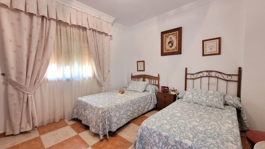 3 soveværelse Byhus til salg i Competa med swimmingpool - € 228.000 (Ref: 9014476)