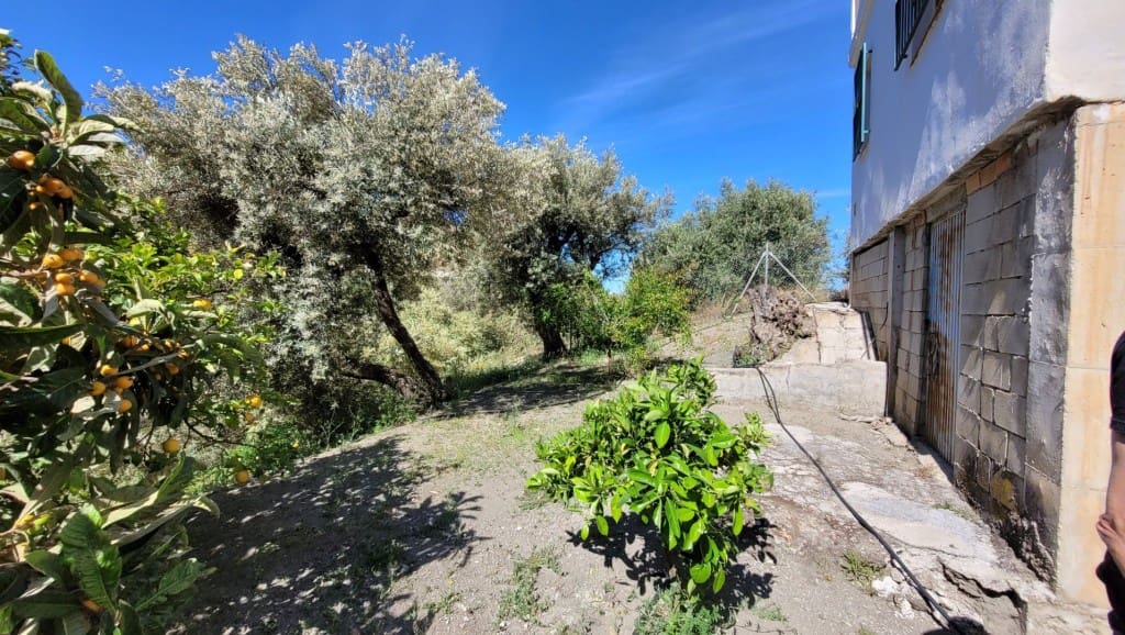 3 soveværelse Byhus til salg i Competa med swimmingpool - € 228.000 (Ref: 9014476)