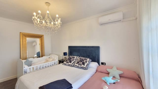 3 sovrum Hus till salu i Sayalonga med garage - 220 000 € (Ref: 9014477)