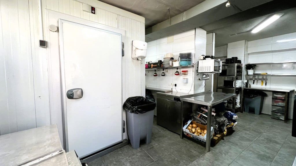 Local Comercial en Cómpeta en venta - 600.000 € (Ref: 9017276)