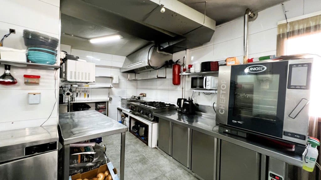 Local Comercial en Cómpeta en venta - 600.000 € (Ref: 9017276)