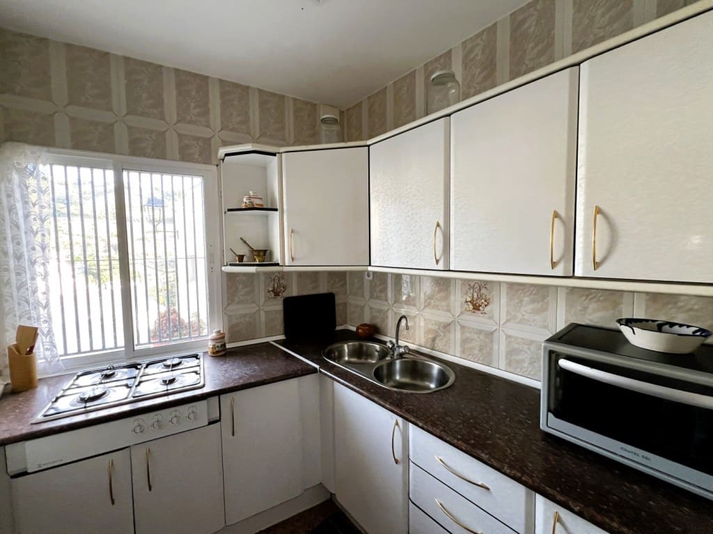 2 soveværelse Byhus til salg i Competa - € 129.000 (Ref: 9029977)