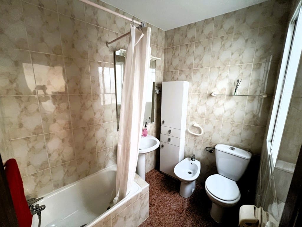 2 soveværelse Byhus til salg i Competa - € 129.000 (Ref: 9029977)