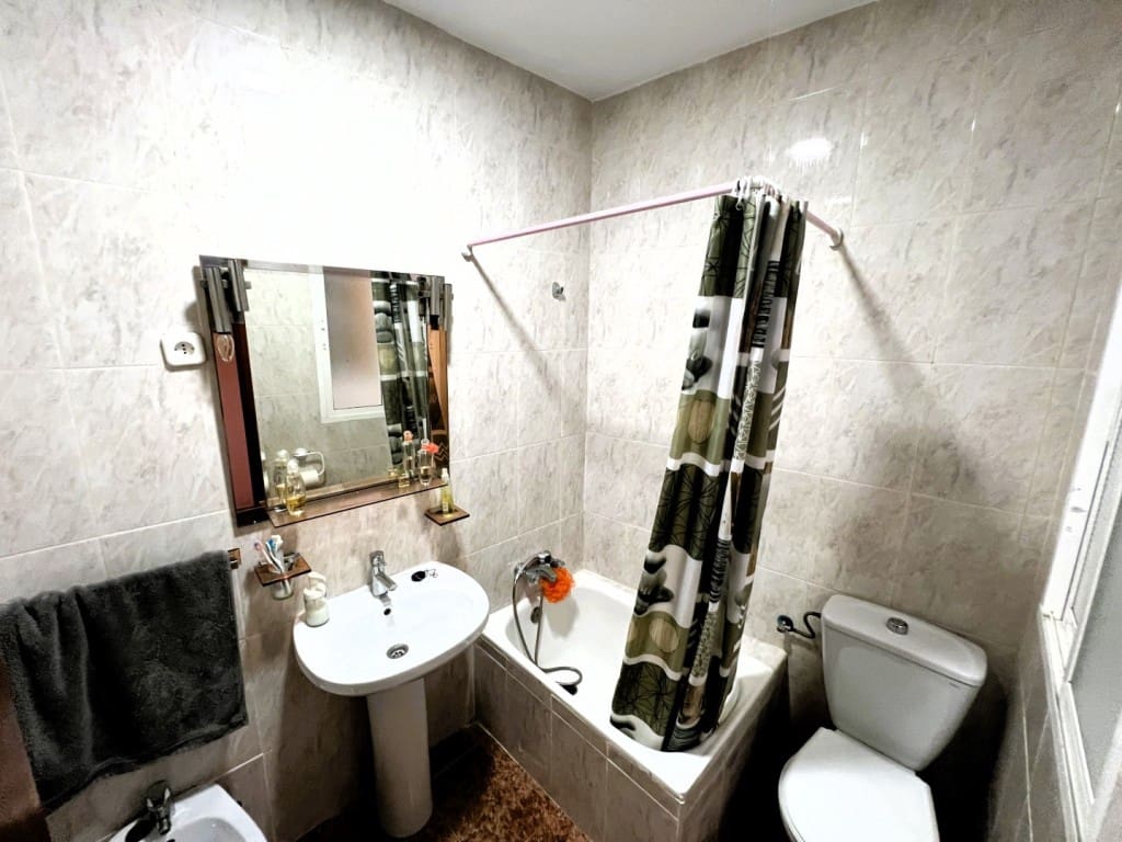 2 soveværelse Byhus til salg i Competa - € 129.000 (Ref: 9029977)