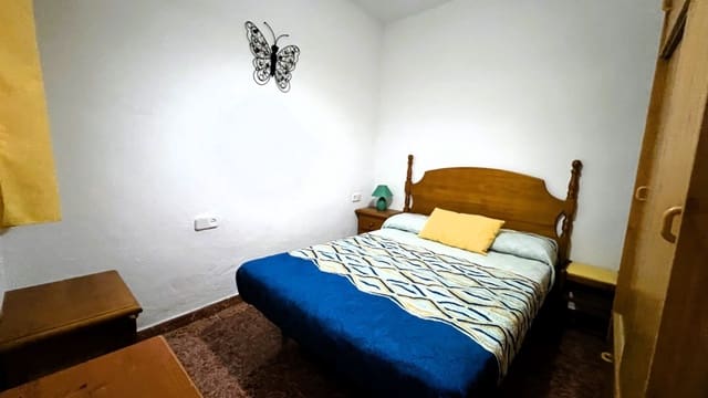 2 soveværelse Byhus til salg i Cómpeta - € 129.000 (Ref: 9029977)