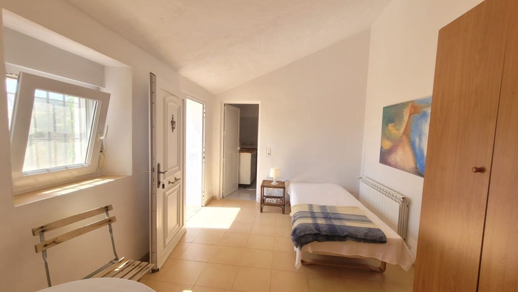 5 soveværelse Villa til salg i Competa med swimmingpool garage - € 395.000 (Ref: 9037028)