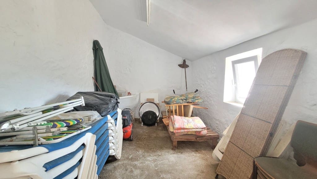 5 soveværelse Villa til salg i Competa med swimmingpool garage - € 395.000 (Ref: 9037028)