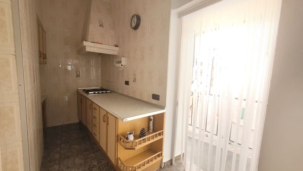 6 soveværelse Byhus til salg i Canillas de Albaida - € 139.950 (Ref: 9085451)