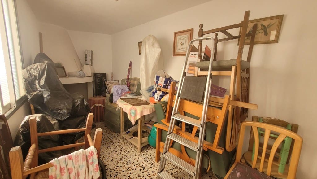 6 soveværelse Byhus til salg i Canillas de Albaida - € 139.950 (Ref: 9085451)