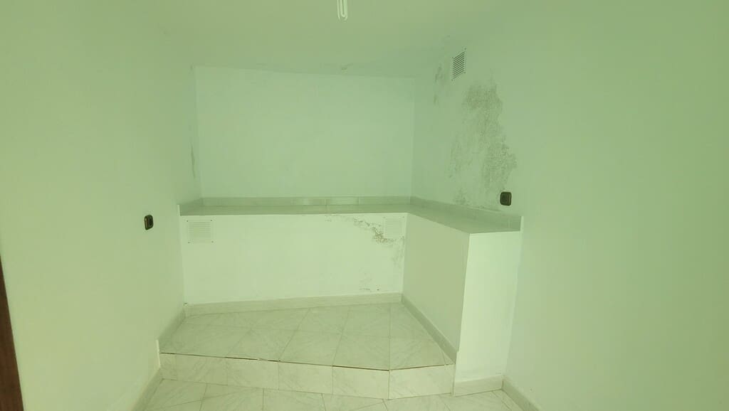 6 slaapkamer Huis te koop in Canillas de Albaida - € 139.950 (Ref: 9085451)
