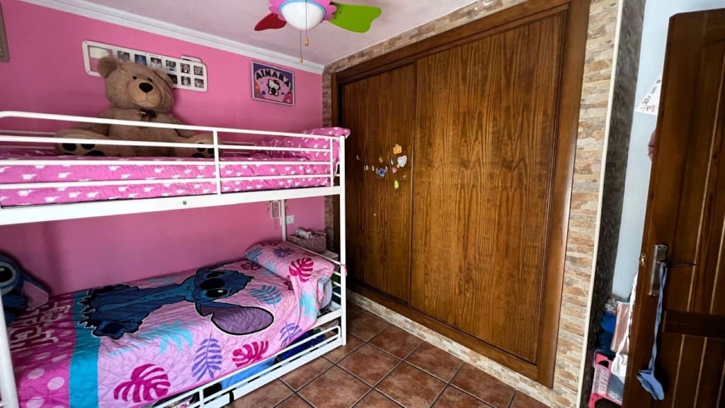 2 soveværelse Byhus til salg i Competa med garage - € 149.000 (Ref: 9095425)