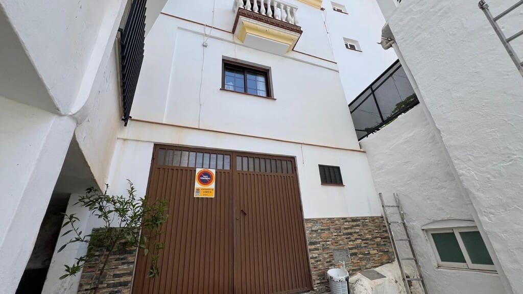 2 Zimmer Haus zu verkaufen in Competa mit Garage - 149.000 € (Ref: 9095425)