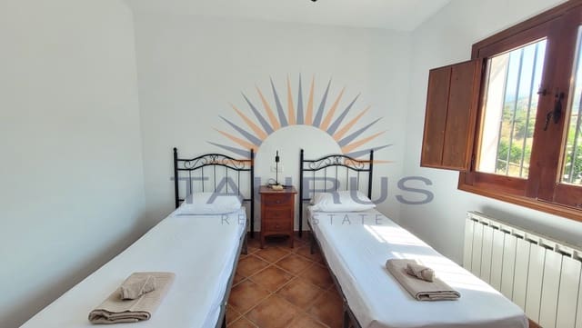 3 slaapkamer Villa te koop in Archez met zwembad - € 349.000 (Ref: 9106420)