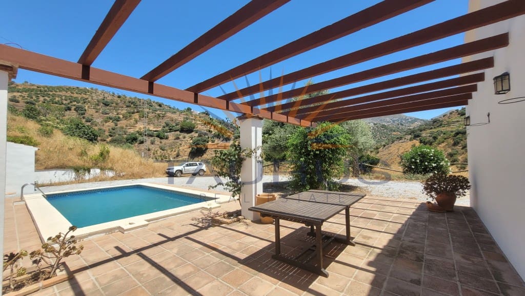 3 slaapkamer Villa te koop in Archez met zwembad - € 349.000 (Ref: 9106420)