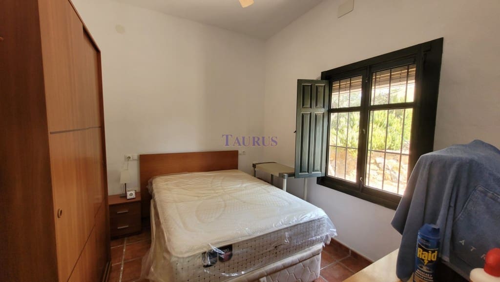 2 soveværelse Finca/Landehus til salg i Cajiz med swimmingpool - € 350.000 (Ref: 9146968)