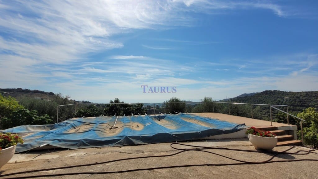 2 soveværelse Finca/Landehus til salg i Cajiz med swimmingpool - € 350.000 (Ref: 9146968)