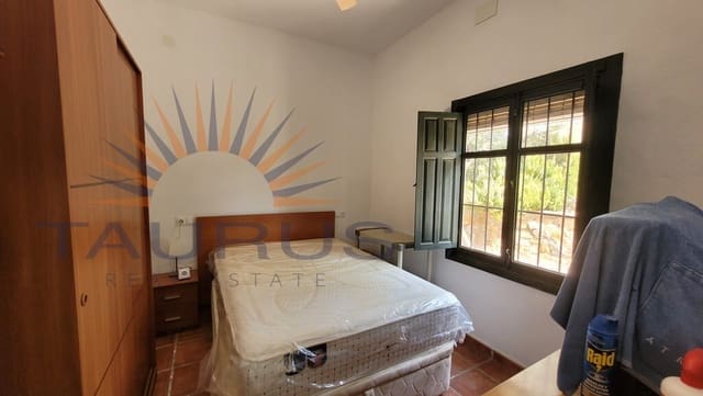 Finca/Casa Rural de 2 habitaciones en Cajiz, Vélez-Málaga en venta con piscina - 350.000 € (Ref: 9146968)
