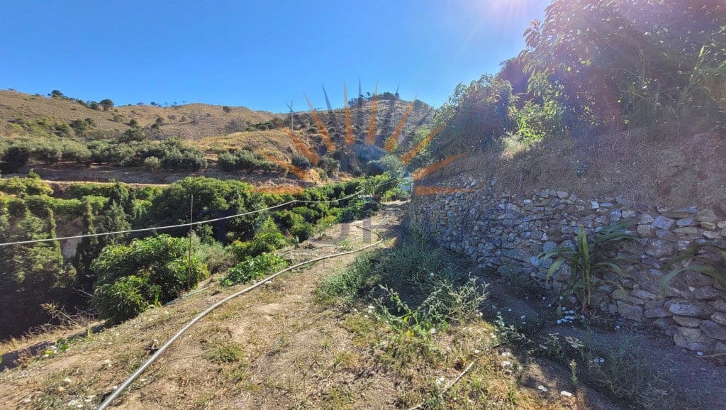 Finca/Casa Rural en Cómpeta en venta - 72.000 € (Ref: 9149150)