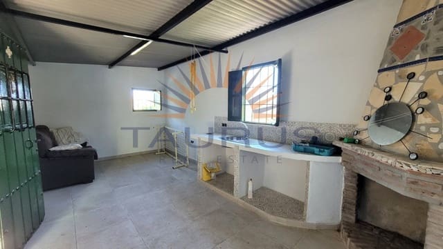Finca/Landehus til salg i Cómpeta - € 72.000 (Ref: 9149150)