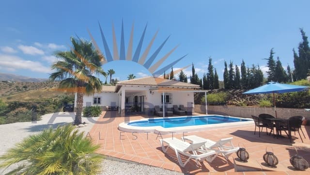 3 sovrum Villa till salu i Canillas de Albaida med pool - 475 000 € (Ref: 9153824)