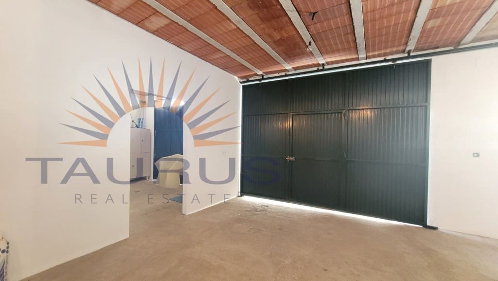 5 sypialnia Dom na sprzedaż w Salares z garażem - 160 000 € (Ref: 9153825)