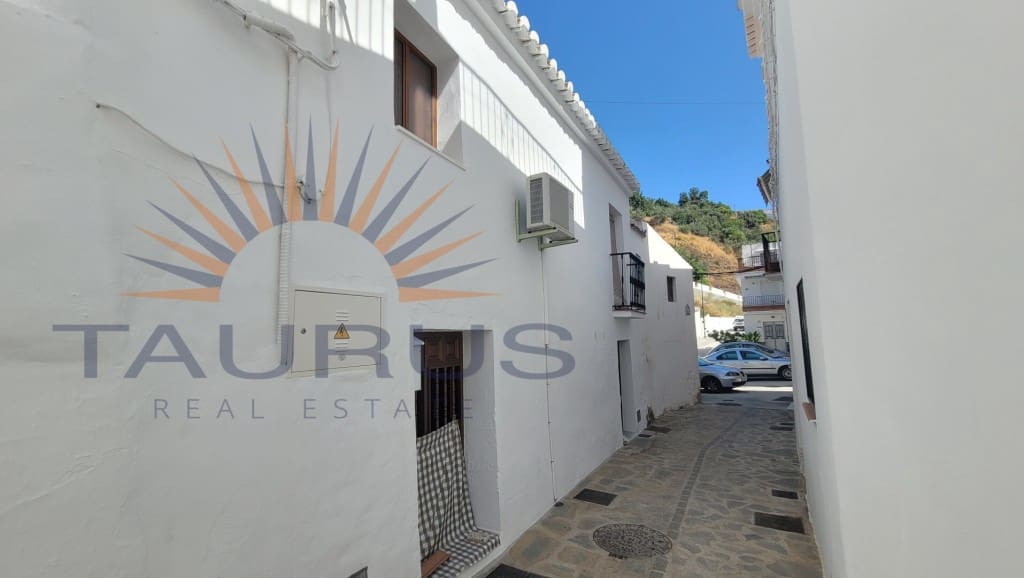 5 sypialnia Dom na sprzedaż w Salares z garażem - 160 000 € (Ref: 9153825)