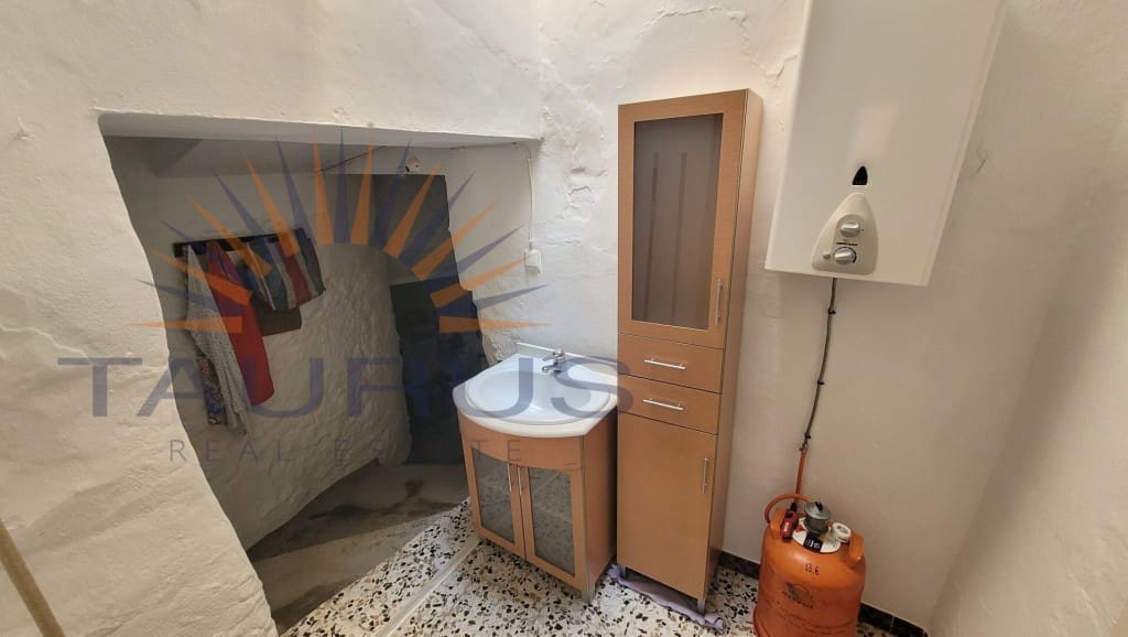 5 sypialnia Dom na sprzedaż w Salares z garażem - 160 000 € (Ref: 9153825)