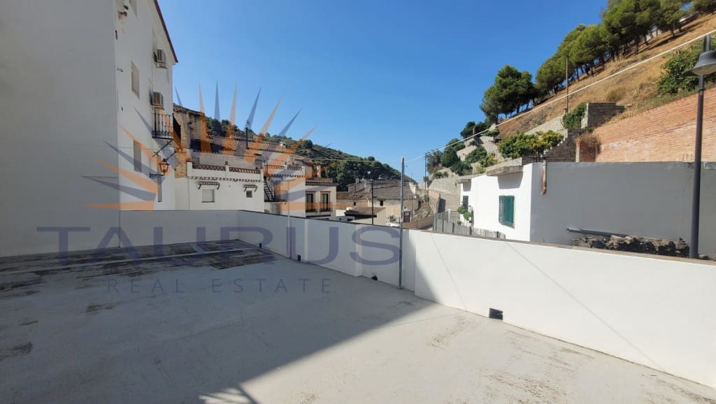 5 sypialnia Dom na sprzedaż w Salares z garażem - 160 000 € (Ref: 9153825)