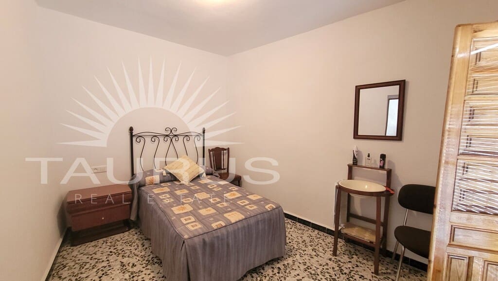 5 camera da letto Casa in vendita in Salares con garage - 160.000 € (Rif: 9153825)