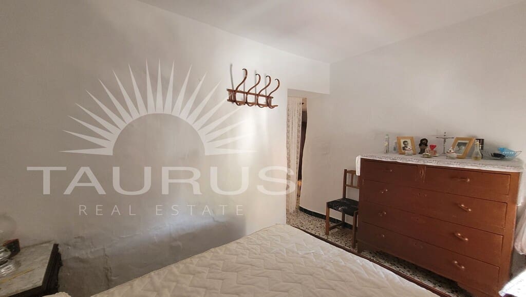 5 camera da letto Casa in vendita in Salares con garage - 160.000 € (Rif: 9153825)