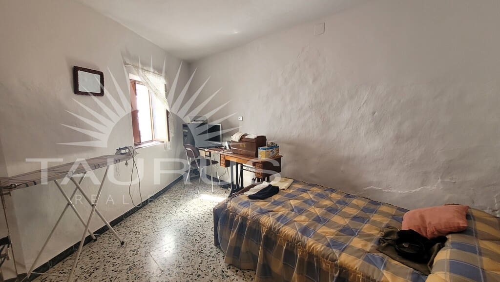 5 camera da letto Casa in vendita in Salares con garage - 160.000 € (Rif: 9153825)
