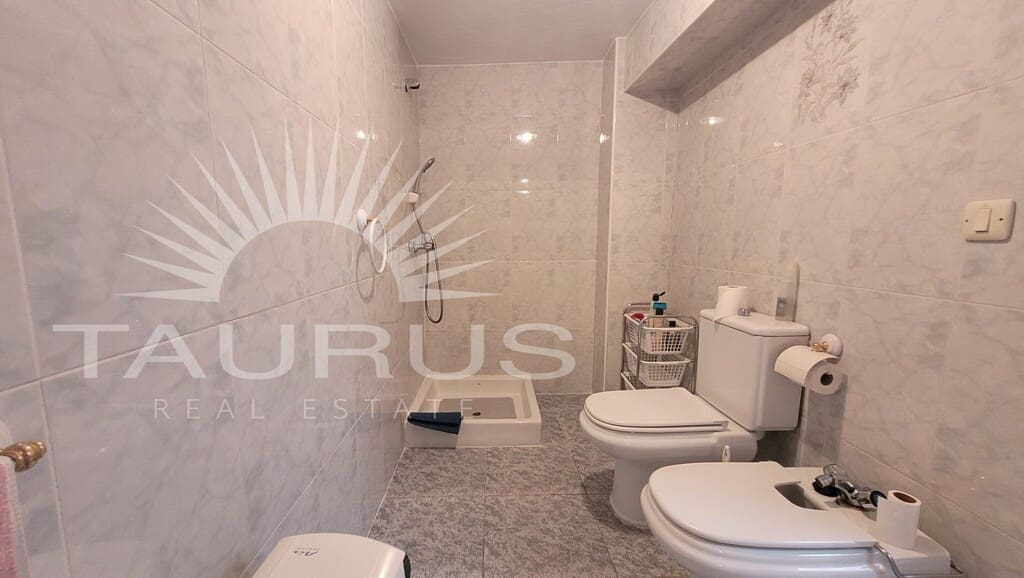 5 camera da letto Casa in vendita in Salares con garage - 160.000 € (Rif: 9153825)