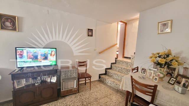 5 soverom Hus til salgs i Salares med garasje - € 160 000 (Ref: 9153825)