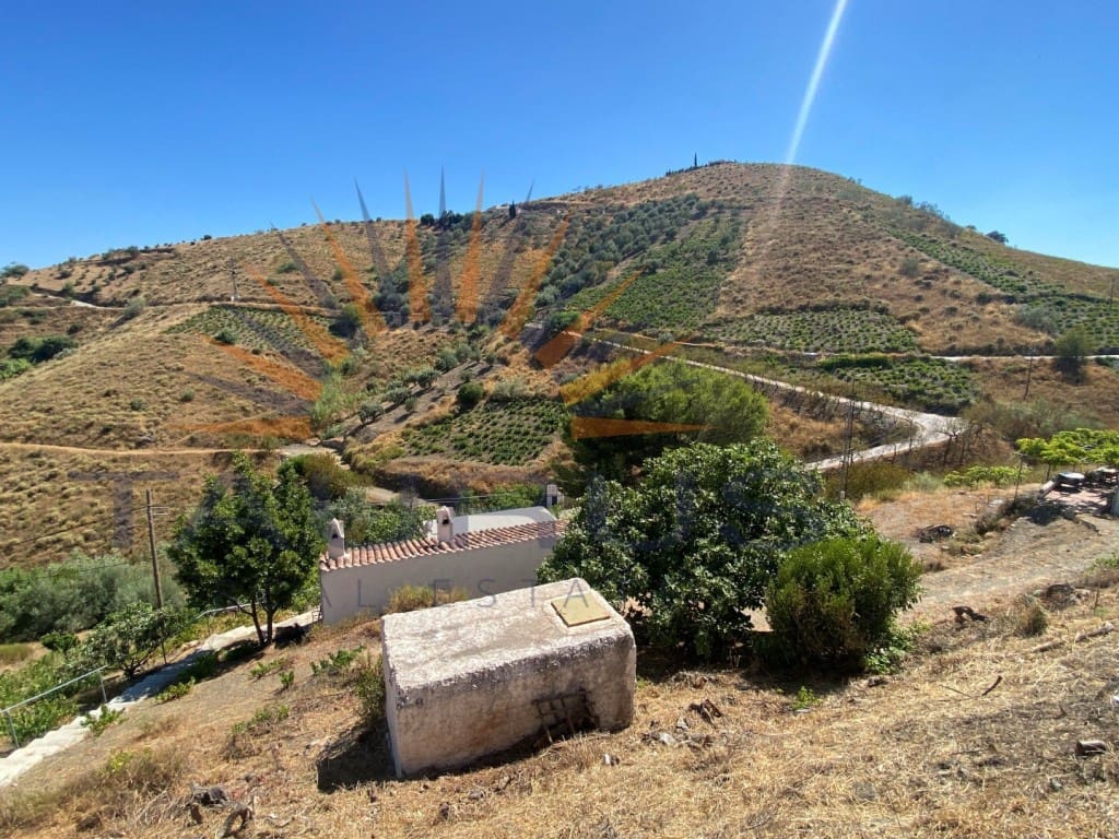 2 soverom Finca/Herregård til salgs i Sedella - € 200 000 (Ref: 9165939)