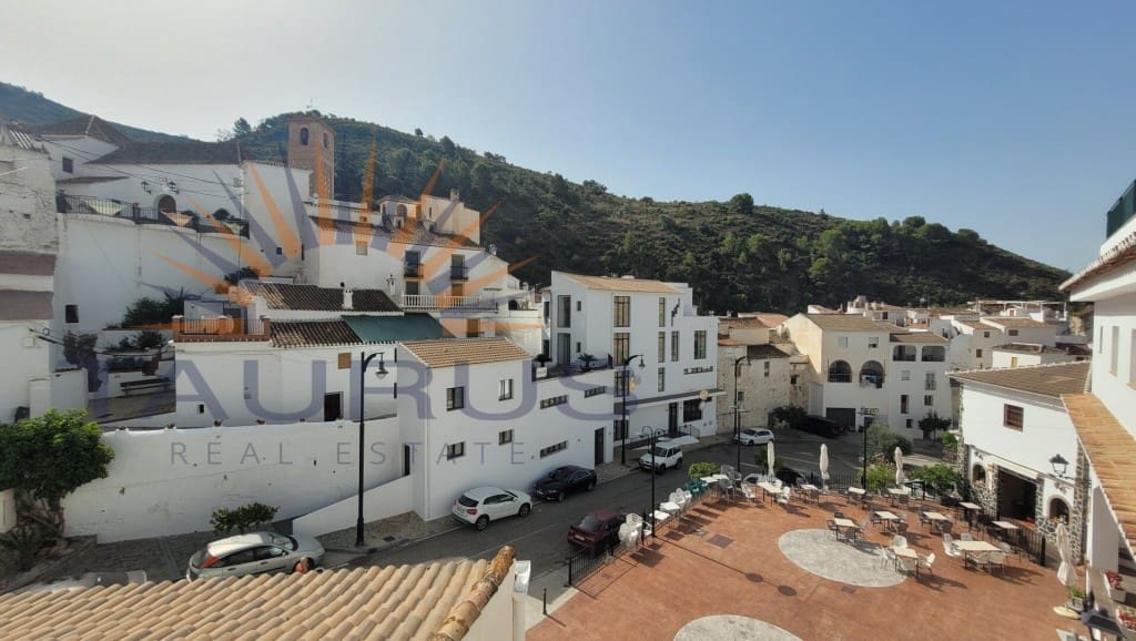 2 bedroom Townhouse for sale in Salares - € 107,000 (Ref: 9171722)