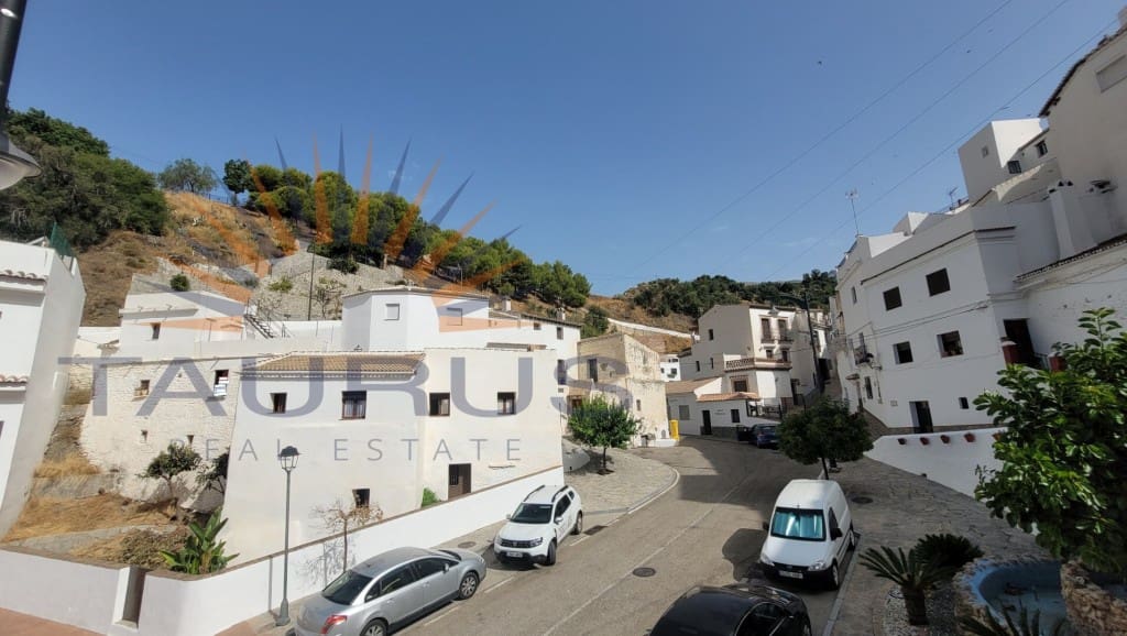 2 bedroom Townhouse for sale in Salares - € 107,000 (Ref: 9171722)