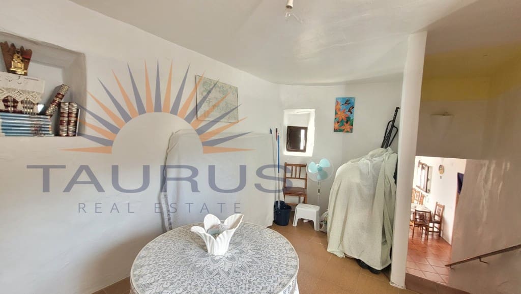 2 bedroom Townhouse for sale in Salares - € 107,000 (Ref: 9171722)