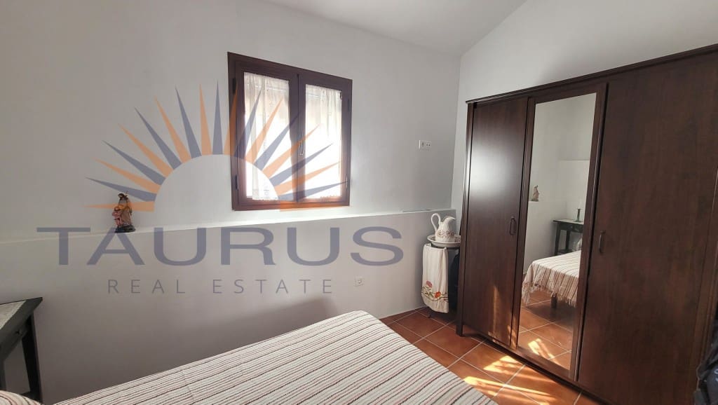 2 bedroom Townhouse for sale in Salares - € 107,000 (Ref: 9171722)