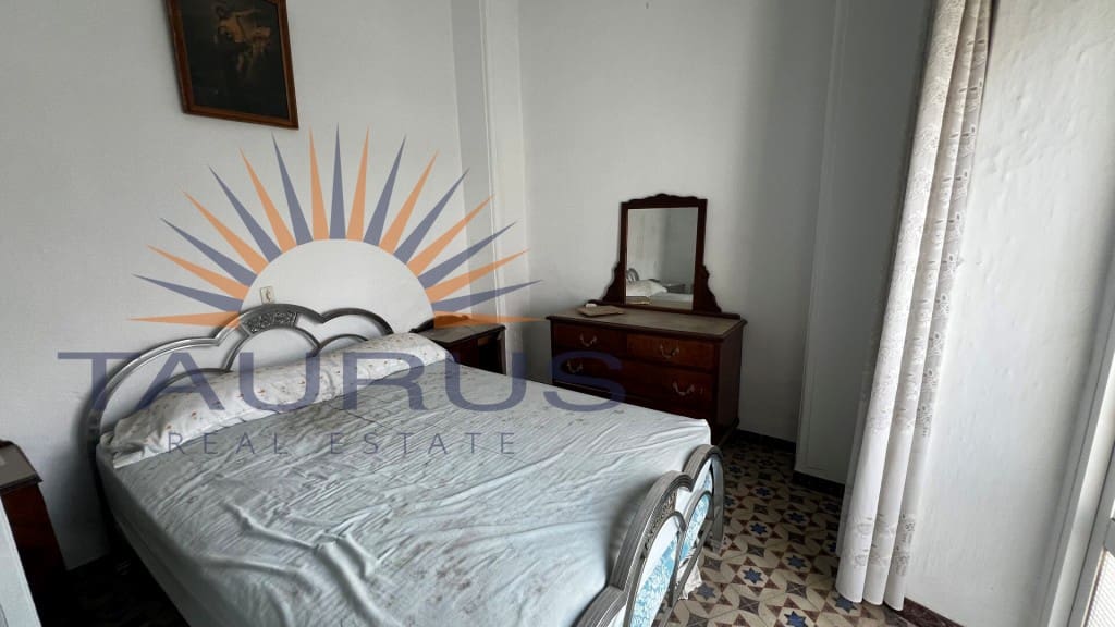 5 soveværelse Byhus til salg i Competa - € 194.000 (Ref: 9185642)