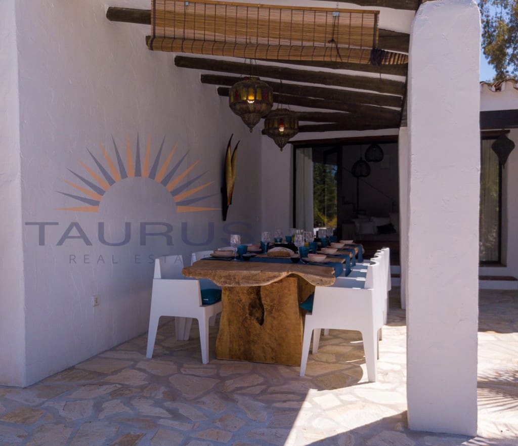 4 sypialnia Willa na sprzedaż w Canillas de Aceituno z basenem - 849 000 € (Ref: 9204759)