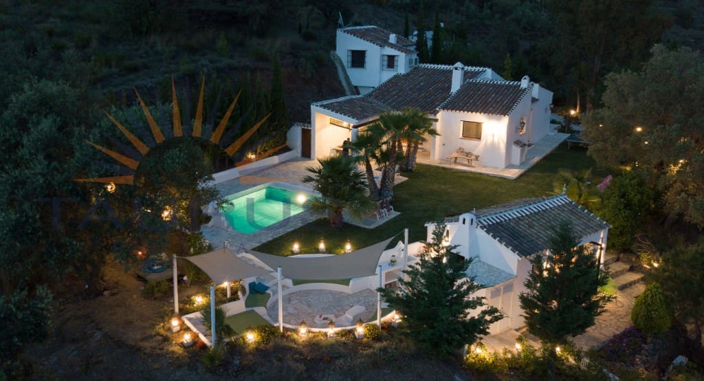 4 sypialnia Willa na sprzedaż w Canillas de Aceituno z basenem - 849 000 € (Ref: 9204759)